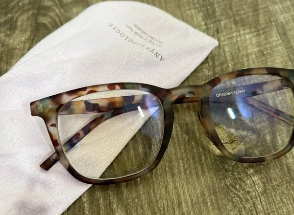 Anthropologie  Tortoise Shell Blue Light Glasses - Image 5