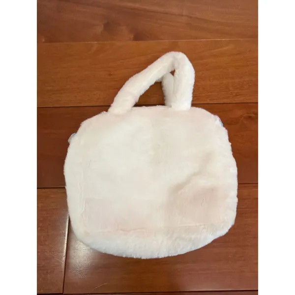 Sanrio Cinnamoroll Crossbody Bag Girls White Faux Fur‎ Plush Handbag Small 8in - Image 6