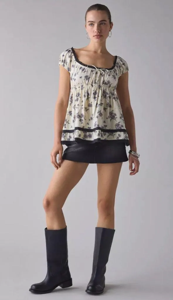 Urban Outfitters Kimchi Blue Calla Lily Lace-Trim Babydoll Tunic Top - Image 4