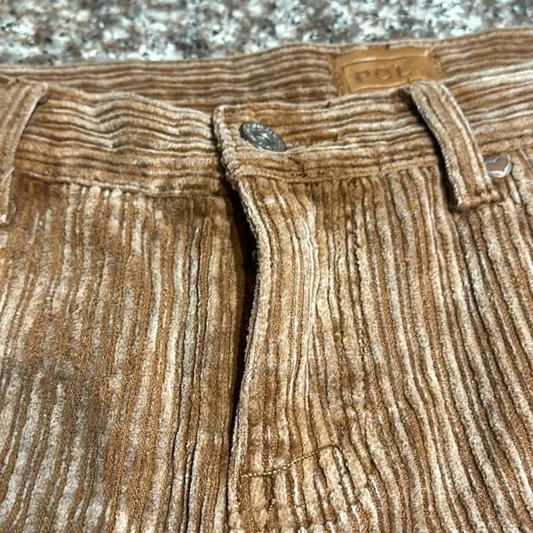 Corduroy Brown Frayed Hem Shorts - Image 5