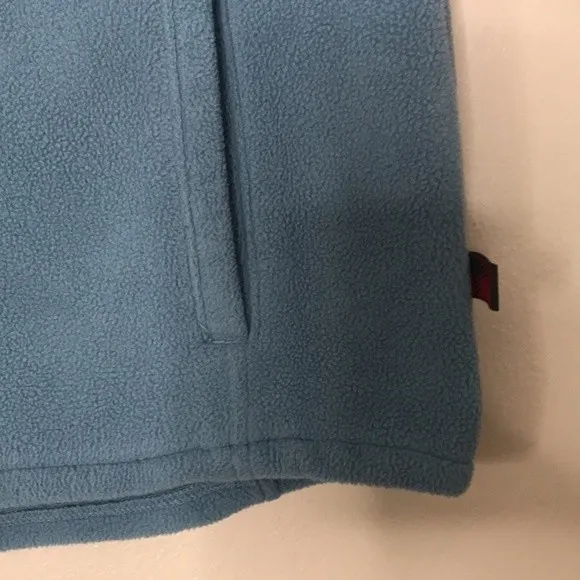 Woolrich Women's Cozy Zip Up Fleece‎ Vest Blue Size Medium - Image 4