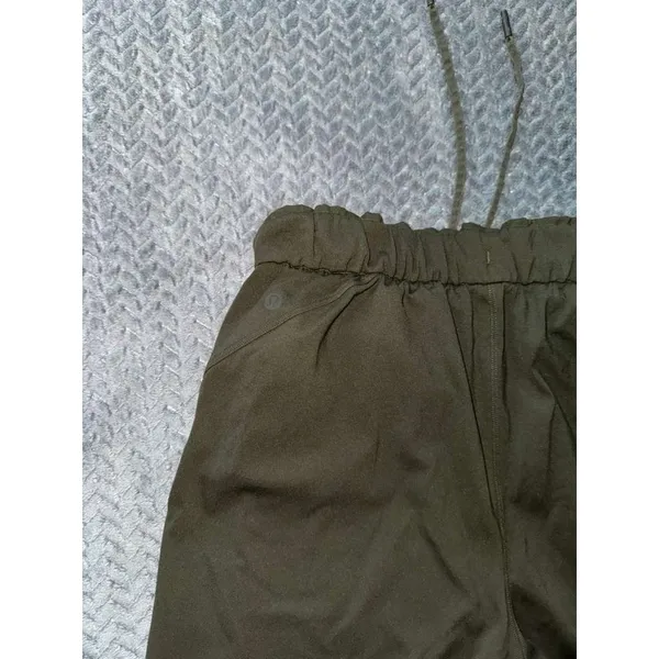 Lululemon‎ Women's Jogger Pants On The Fly Luxtreme Dark Olive Green Size 6 - Image 6
