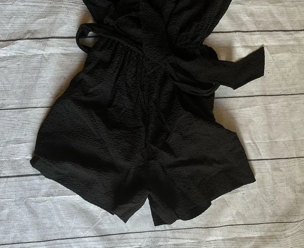 Anthropologie Francesca Balloon Sleeved Textured Romper Black Size XS - Image 7