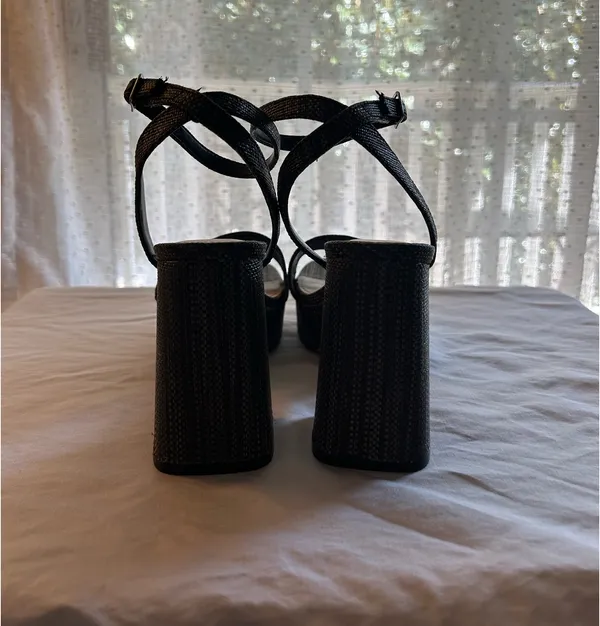 Marc Fisher Sadel Platform Sandal Size 6.5 - Image 7