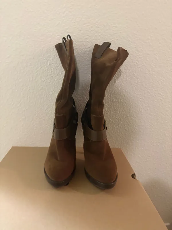 Jessica Simpson boots size 8 - Image 4