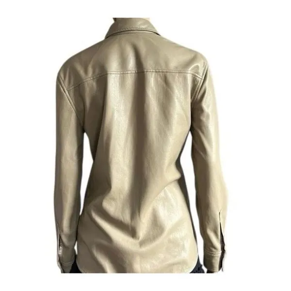✨Aritzia Babaton Vegan Leather Button Down Sz Small Shirt✨ - Image 3