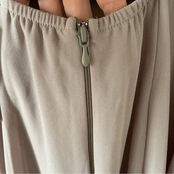 Show Me Your Mumu Lauren Tie Back Maxi Dress Soft Beige Chiffon Size XXS Wedding - Image 5