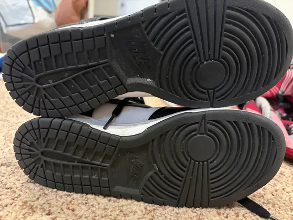 Nike High-Top Sneakers - Image 3