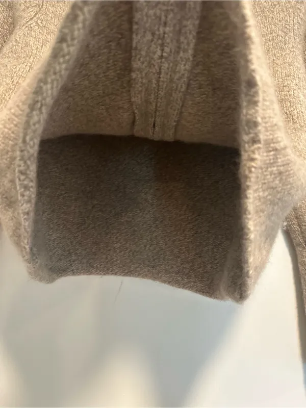 LL Bean Lambswool Angora Blend Oatmeal Sz:M Full Zip Cardigan Sweater Mock Neck. - Image 9