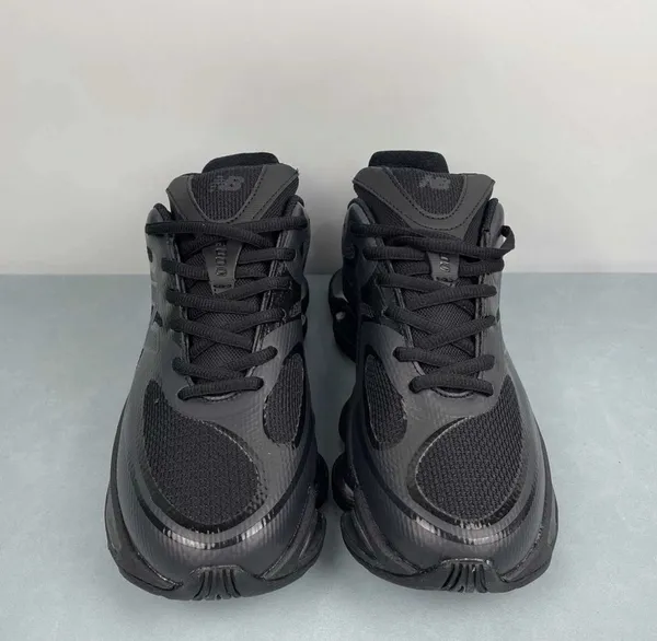 Women's size 8.5/Men's size 7 (UK 6.5) New Balance Abzorb 2000 Black/black - Image 3