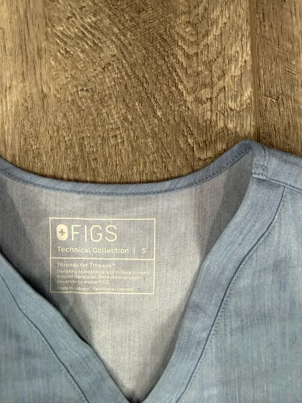 Figs Dusty Blue Catarina Scrub Top - Image 5