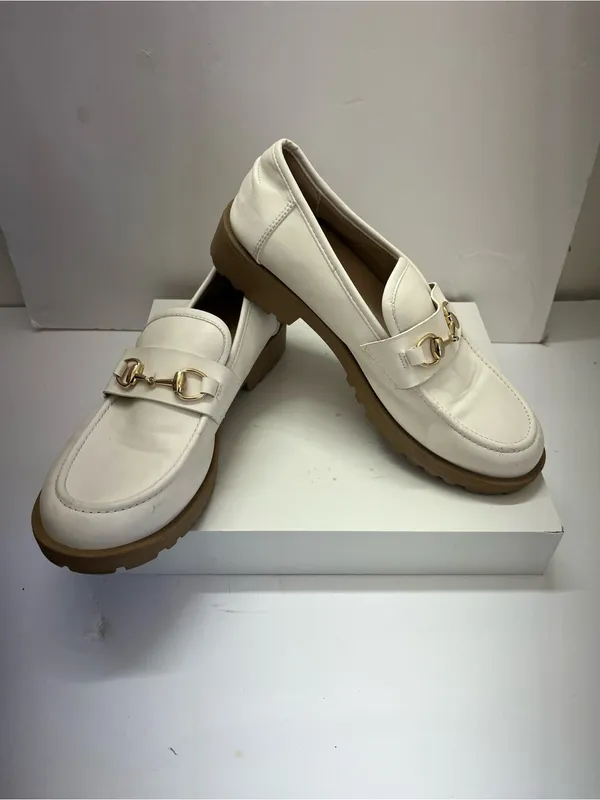 Sincerly Jules White Leather Loafers with Gold Horsebit - Image 2