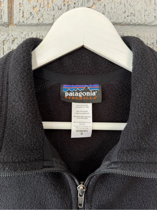 Patagonia Women’s Synchilla Vest Black Size Medium - Image 4
