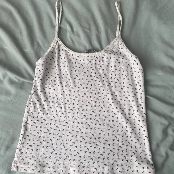 Brandy Melville top - Image 4