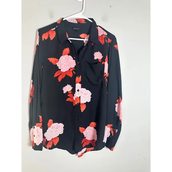 Who What Wear Black‎ Floral Rose Print Button Down Blouse Long Sleeve Womens L - Image 2