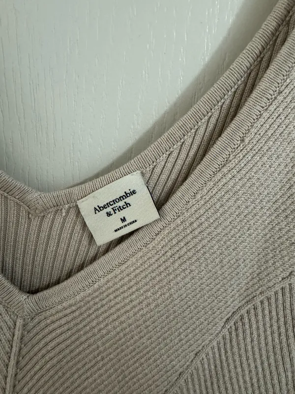Abercrombie Knit Long Sleeve Bodysuit - Image 3