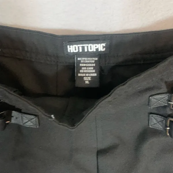 Hot Topic Black Mini Skirt Pleated Double Buckle Sz XL Ladies Gothic - Image 4