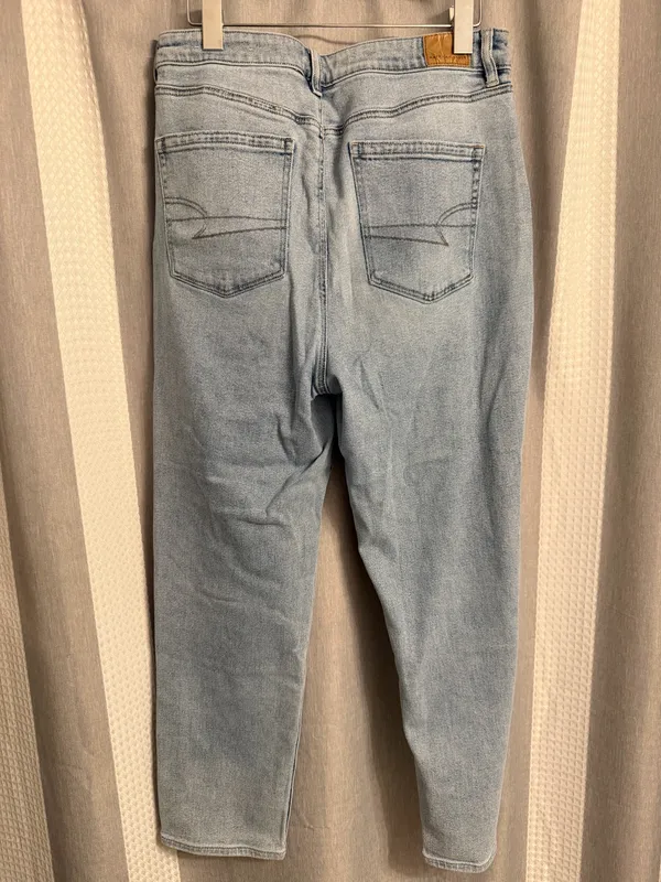 American Eagle Jeans Mom Stretch - Image 2