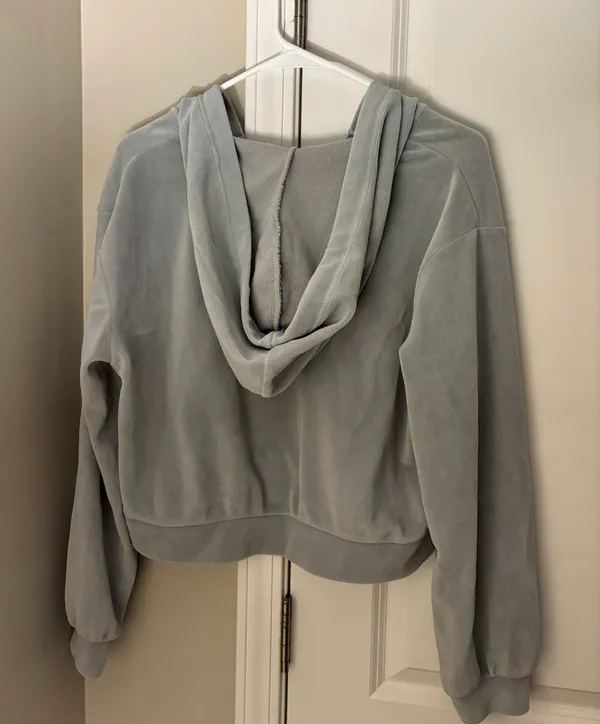 Hoodie Size L - Image 3