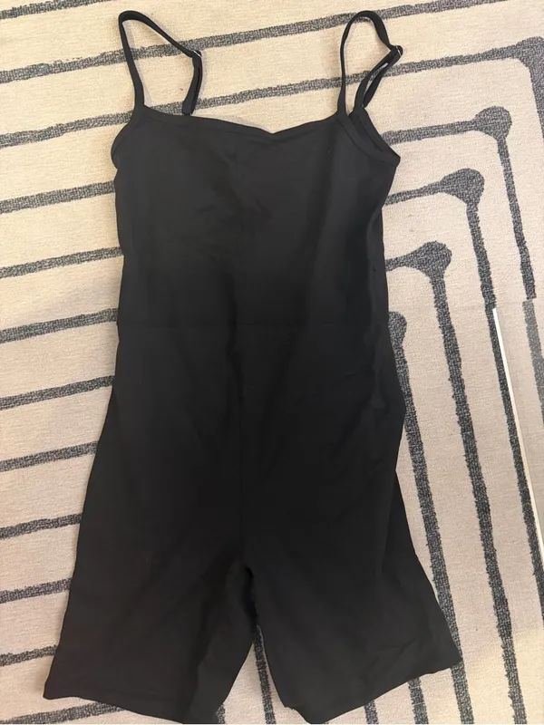 NWOT Everyday Slim Fit Black Exercise Romper - Image 3