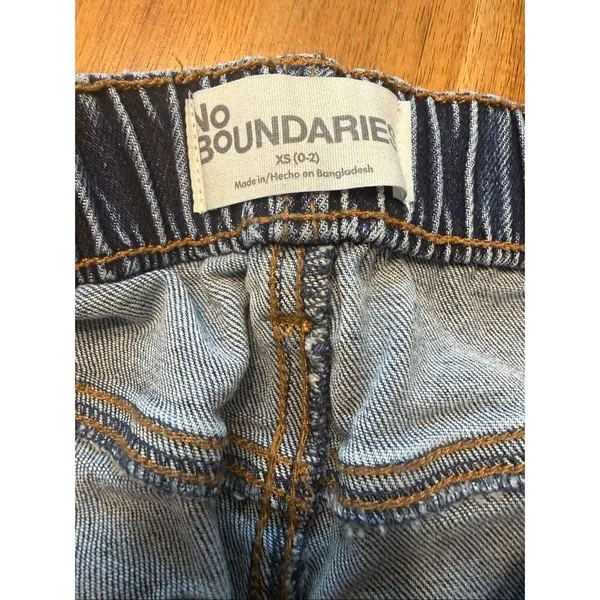 No Boundaries Womens Jeans Medium Wash Size XS High Rise Baggy Wide Leg - Image 4