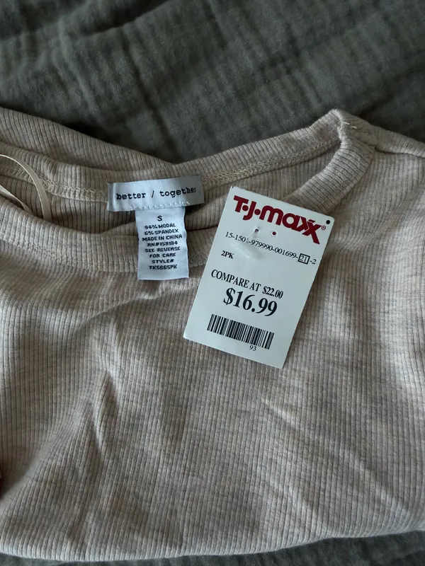 TJ Maxx Better Together Cropped Tshirt - Image 3