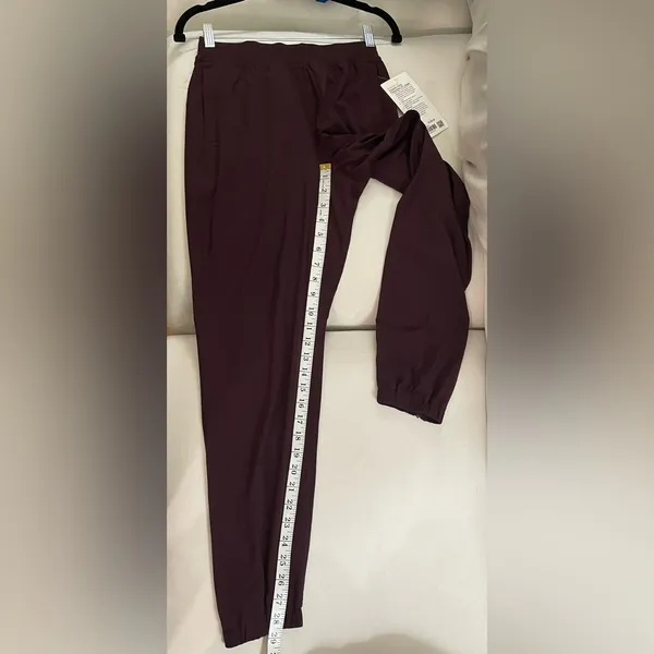 Lululemon NWT Adapted State Perforated High Rise Joggers Goodnight Plum Size 4 - Image 9