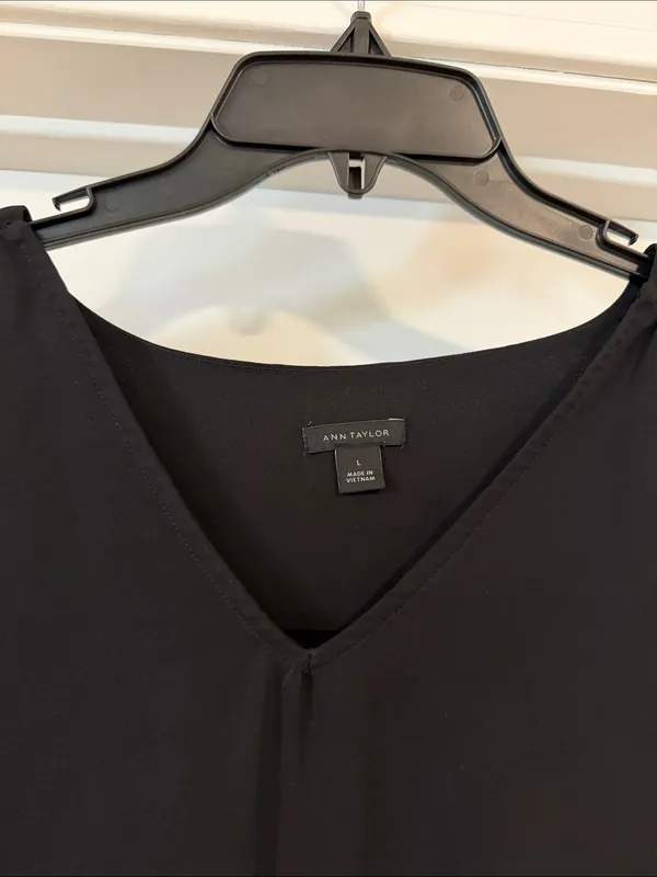 Ann Taylor Black V-Neck Long-Sleeve Smocked Hem Blouse - Image 2