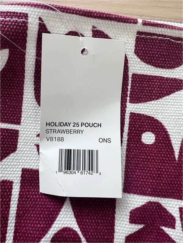 Vuori Holiday Strawberry Canvas Zip Pouch Cosmetic Bag 2025 NWT - Image 4
