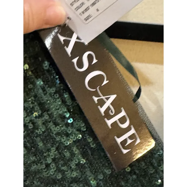 XSCAPE Women's Sequinned High-Slit Evening Gown‎ Hunter Green Size 4 - Image 8