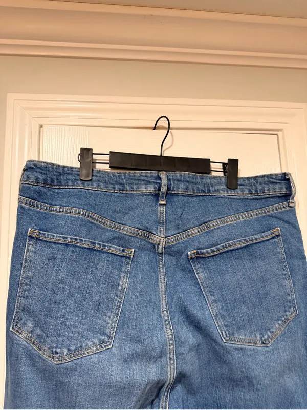 Old Navy Size 18 Higher High-Rise Flare Jeans Medium Wash Stretch Denim - Image 6