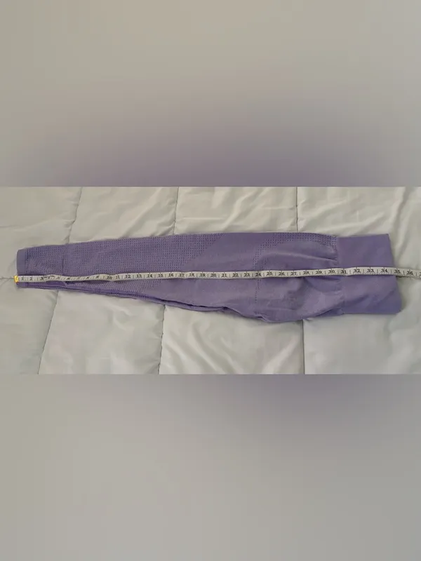 Lilac Purple Amazon Athletic Outfit Top and Bottom Size Medium - Image 6