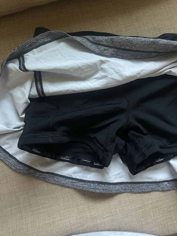 Lululemon skirt  - Image 3