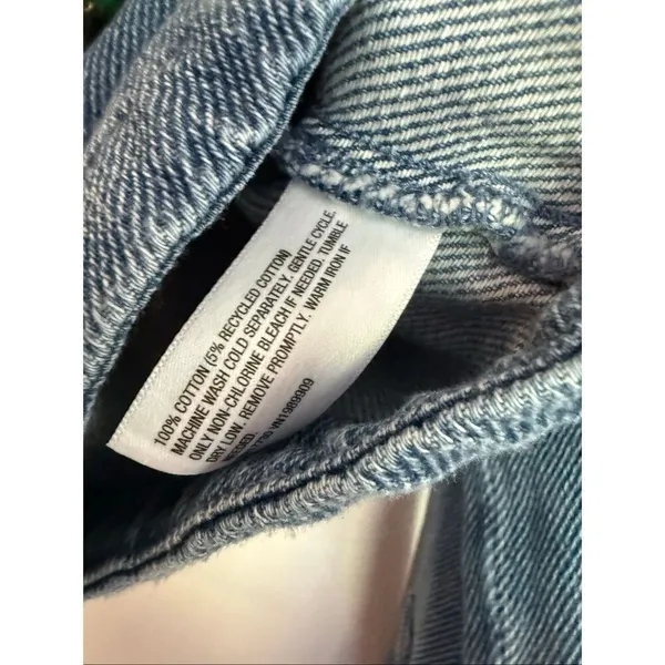 Future Collective NWT blue oversized cropped button down small - Image 5