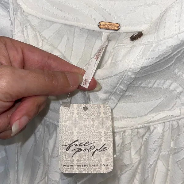 Free People Womens Can't Stop Dreaming Oversized Button Down Top White‎ XS NWT - Image 5