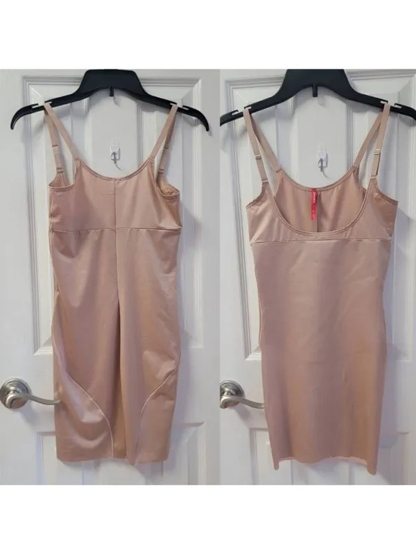 $92 NWOT Spanx SmartGrip Open-Bust Full Slip in Foundation S - Image 8