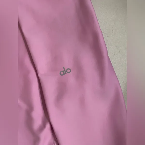 Alo Yoga NWT High Waist Airlift Leggings Candy Heart Pink Size M - Image 9
