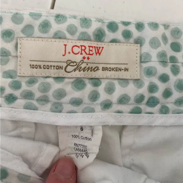 J. Crew women’s solid white cotton chino broken in‎ khaki shorts summer size 6 - Image 5