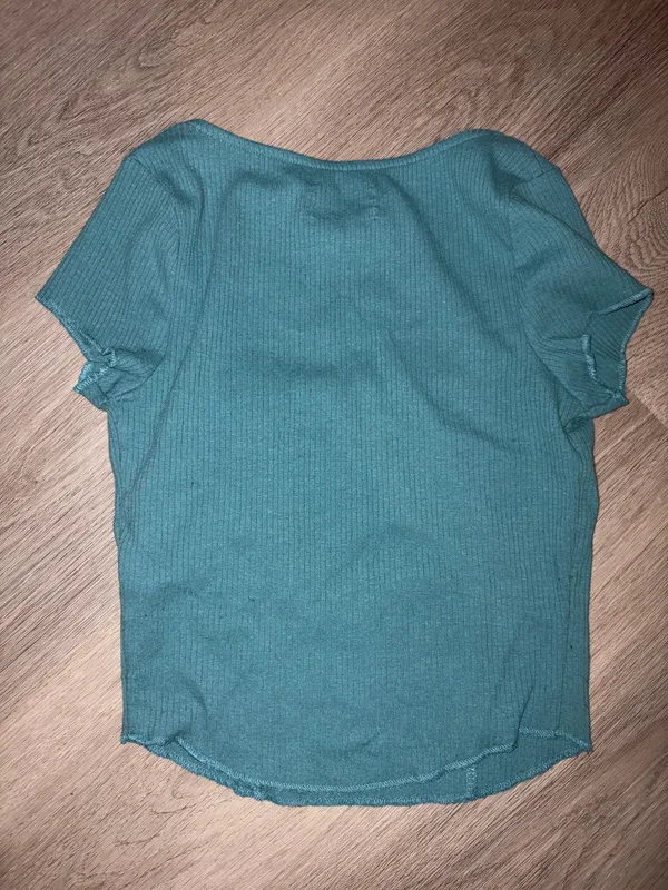 Urban Outfitters teal tee x small - Image 2