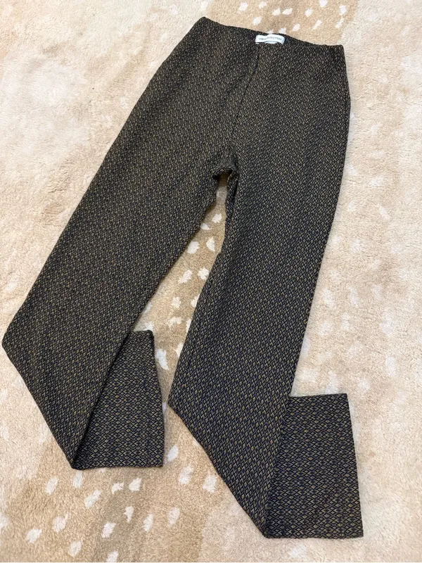 Urban Outfitters Black Gold Metallic Jacquard Knit Flare Pants women’s size XS - Image 4