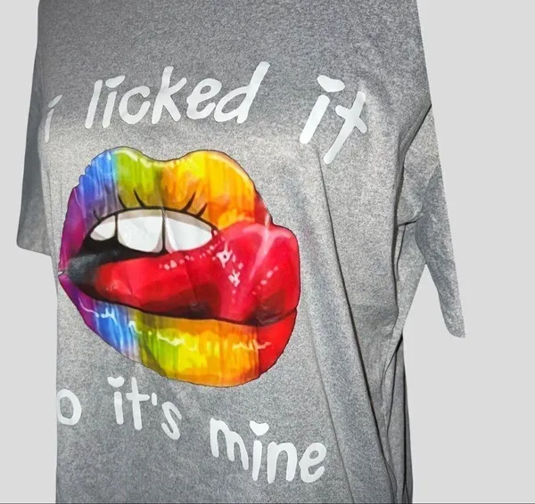 Nwot! Super fun gray T-shirt with fun sayings - Image 5