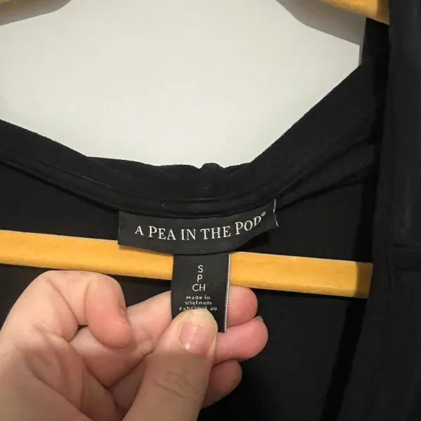 A Pea in the Pod Maternity Postpartum Black Hoodie Sweatshirt - Image 11