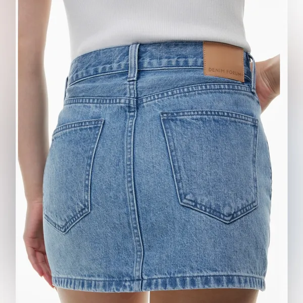 NEW Aritzia Denim Forum The '90s Ricci denim skirt 26 - Image 8
