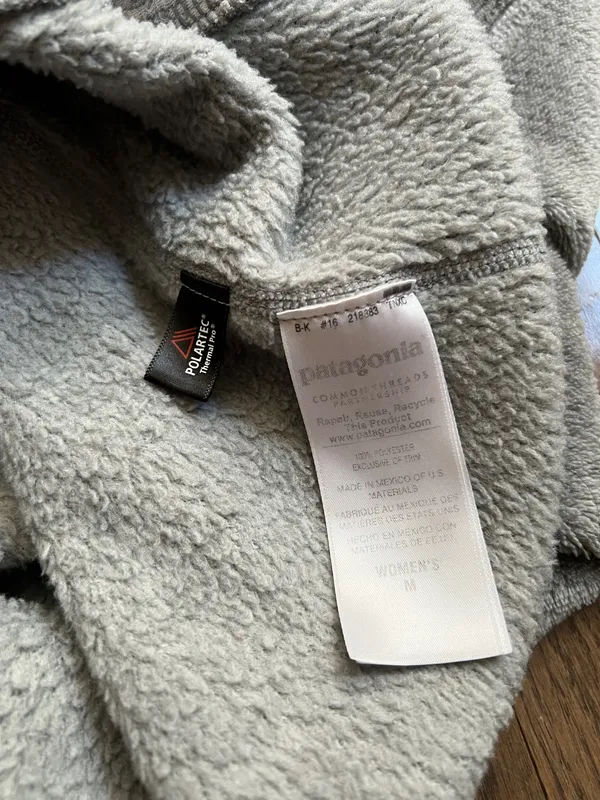 Patagonia Gray and purple fleece 1/4 snap fleece sweatshirt women’s medium - Image 6