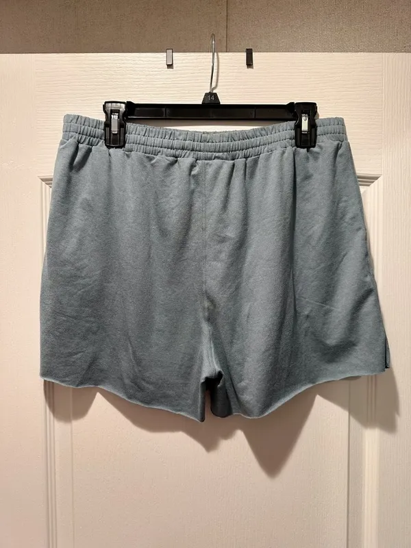 VUORI - Women’s Boyfriend Shorts - NWOT! - Image 8