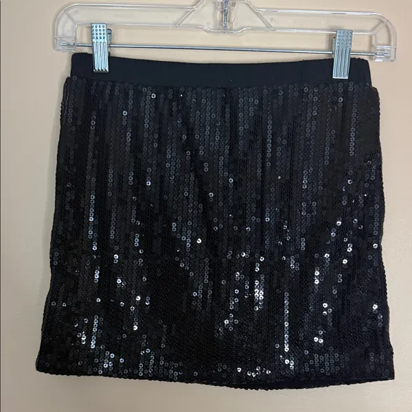Black Sequin Mini Skirt - Image 3