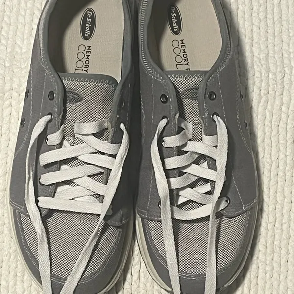 Dr. Scholl’s Memory Foam Cool Fit Grey Sneakers 9M - Image 2