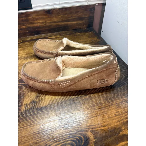 UGG Ansley Brown Chesnut‎ Loafer Women Size 10 - Image 2