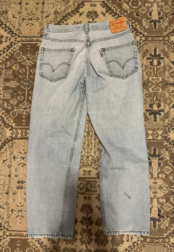 Vintage light wash 550 boot cut Levi’s jeans 32x30 - Image 2