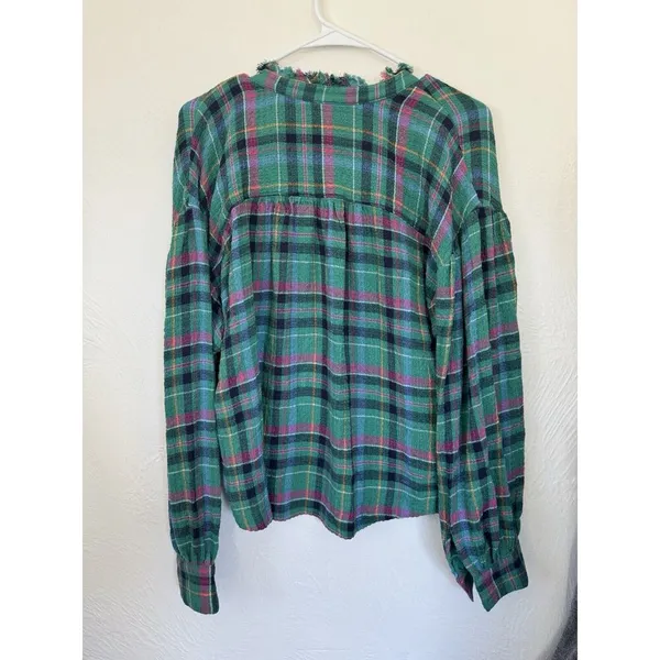 Anthropologie Pilcro Cropped Puff-Sleeve Soft Crinkle Green Plaid‎ Blouse Small - Image 11